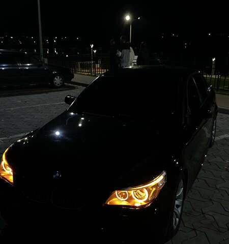 Черный БМВ 5 Серия, объемом двигателя 2.5 л и пробегом 203 тыс. км за 8300 $, фото 7 на Automoto.ua