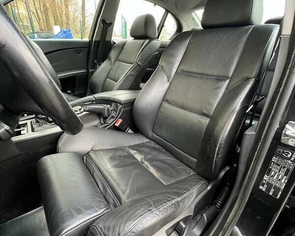 Чорний БМВ 5 Серія, об'ємом двигуна 3 л та пробігом 148 тис. км за 8100 $, фото 13 на Automoto.ua