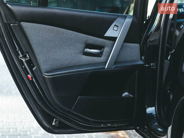 Черный БМВ 5 Серия, объемом двигателя 2.5 л и пробегом 450 тыс. км за 8299 $, фото 9 на Automoto.ua