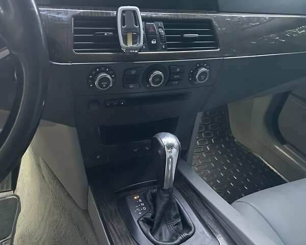 Черный БМВ 5 Серия, объемом двигателя 3 л и пробегом 360 тыс. км за 7500 $, фото 26 на Automoto.ua