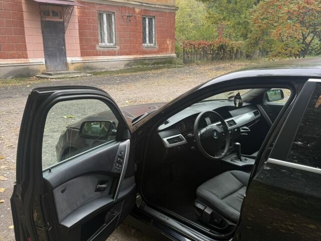 Черный БМВ 5 Серия, объемом двигателя 2.5 л и пробегом 300 тыс. км за 3800 $, фото 9 на Automoto.ua