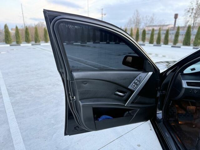 Чорний БМВ 5 Серія, об'ємом двигуна 3 л та пробігом 390 тис. км за 3500 $, фото 21 на Automoto.ua