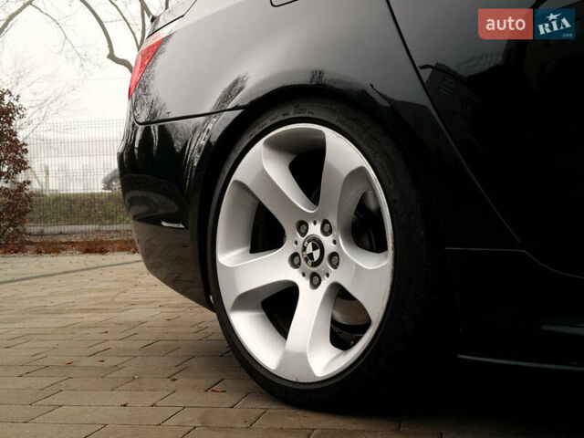 Черный БМВ 5 Серия, объемом двигателя 2.5 л и пробегом 220 тыс. км за 6750 $, фото 8 на Automoto.ua