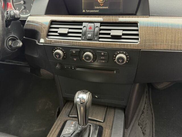 Черный БМВ 5 Серия, объемом двигателя 0 л и пробегом 350 тыс. км за 4750 $, фото 11 на Automoto.ua