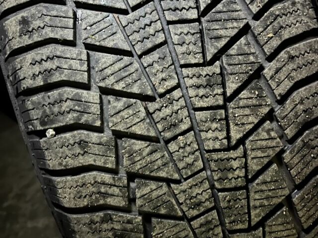 Черный БМВ 5 Серия, объемом двигателя 3 л и пробегом 400 тыс. км за 3850 $, фото 10 на Automoto.ua