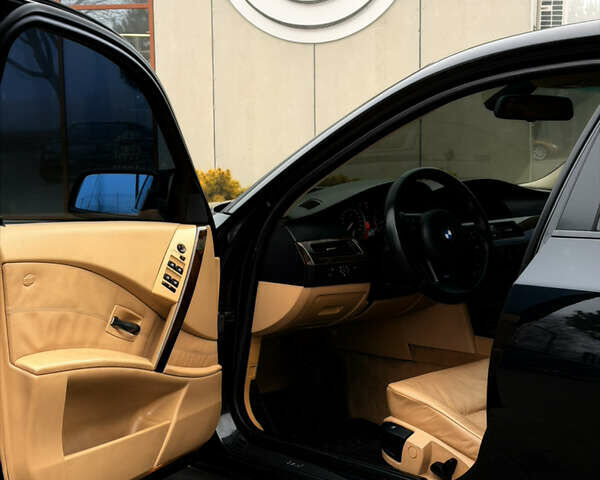 Черный БМВ 5 Серия, объемом двигателя 2.5 л и пробегом 220 тыс. км за 6750 $, фото 21 на Automoto.ua