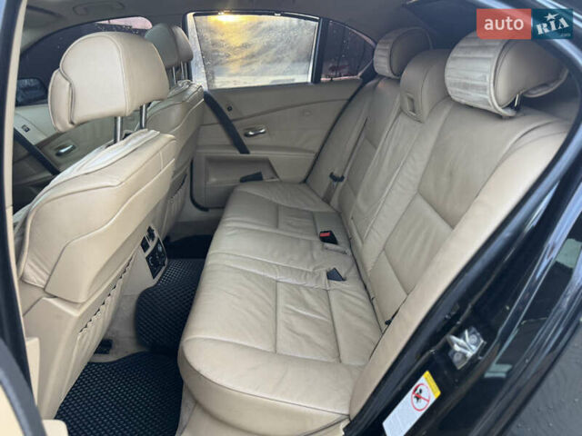 Черный БМВ 5 Серия, объемом двигателя 2.5 л и пробегом 290 тыс. км за 3999 $, фото 25 на Automoto.ua