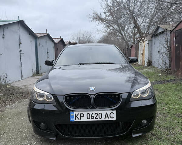 Чорний БМВ 5 Серія, об'ємом двигуна 3 л та пробігом 345 тис. км за 13000 $, фото 1 на Automoto.ua