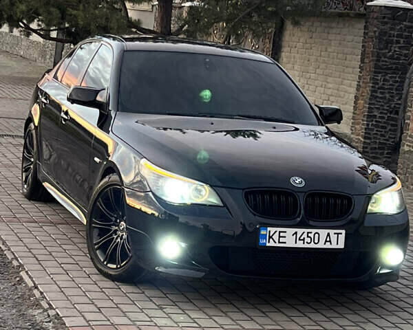 Чорний БМВ 5 Серія, об'ємом двигуна 3 л та пробігом 291 тис. км за 11900 $, фото 22 на Automoto.ua