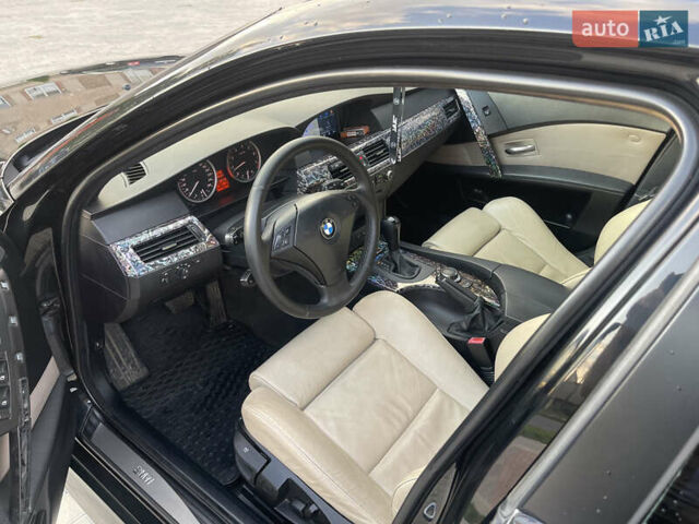 Черный БМВ 5 Серия, объемом двигателя 2.5 л и пробегом 320 тыс. км за 7800 $, фото 5 на Automoto.ua