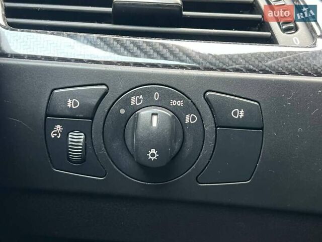 Чорний БМВ 5 Серія, об'ємом двигуна 3 л та пробігом 148 тис. км за 8100 $, фото 15 на Automoto.ua