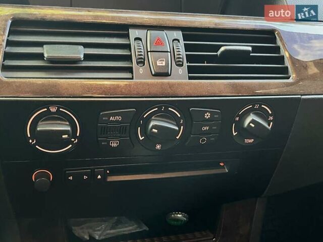 Чорний БМВ 5 Серія, об'ємом двигуна 2.5 л та пробігом 300 тис. км за 10000 $, фото 4 на Automoto.ua