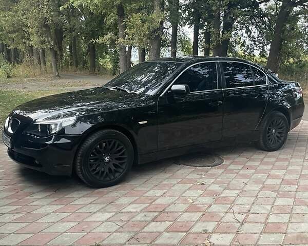 Черный БМВ 5 Серия, объемом двигателя 3 л и пробегом 360 тыс. км за 7500 $, фото 1 на Automoto.ua