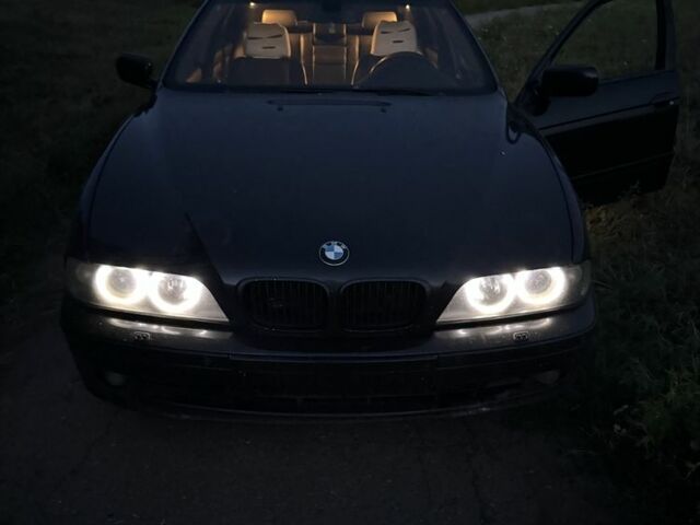 Черный БМВ 5 Серия, объемом двигателя 3 л и пробегом 3 тыс. км за 3400 $, фото 4 на Automoto.ua