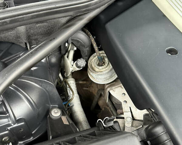 Черный БМВ 5 Серия, объемом двигателя 3 л и пробегом 292 тыс. км за 11500 $, фото 27 на Automoto.ua