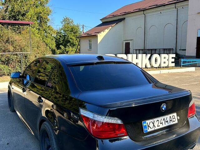 Черный БМВ 5 Серия, объемом двигателя 3 л и пробегом 320 тыс. км за 8000 $, фото 1 на Automoto.ua