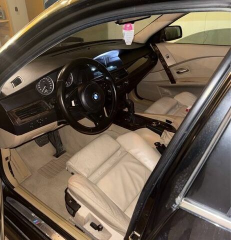 Черный БМВ 5 Серия, объемом двигателя 0 л и пробегом 3 тыс. км за 8500 $, фото 7 на Automoto.ua