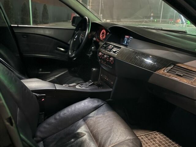 Черный БМВ 5 Серия, объемом двигателя 2.5 л и пробегом 189 тыс. км за 7199 $, фото 10 на Automoto.ua