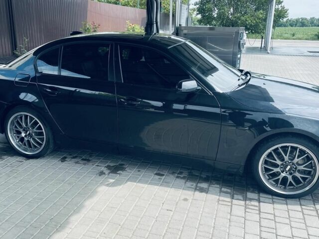 Чорний БМВ 5 Серія, об'ємом двигуна 0 л та пробігом 282 тис. км за 6700 $, фото 13 на Automoto.ua
