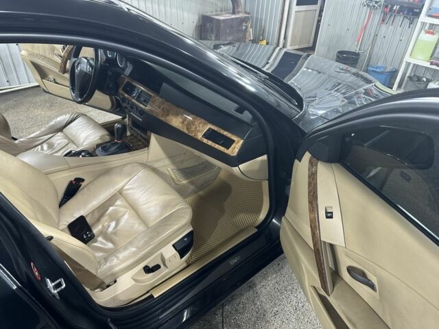 Черный БМВ 5 Серия, объемом двигателя 3 л и пробегом 389 тыс. км за 7800 $, фото 15 на Automoto.ua