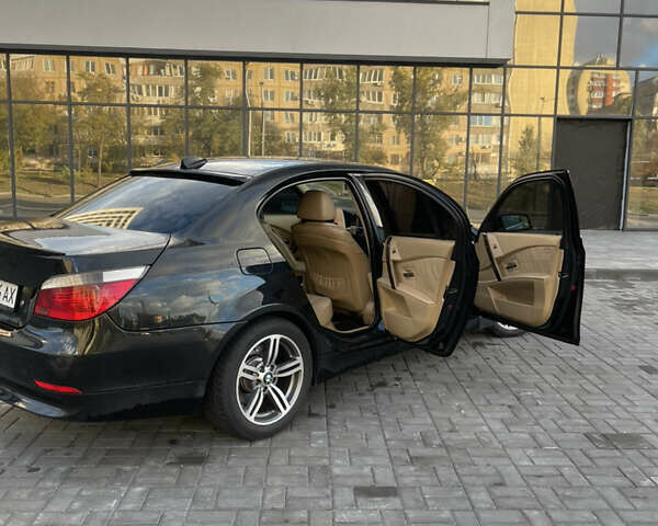 БМВ 5 Серия 2006 в Днепре (Днепропетровске) на Automoto.ua Черный БМВ 5 Серия, объемом двигателя 2.5 л и пробегом 430 тыс. км за 8300 $, фото 8 на Automoto.ua