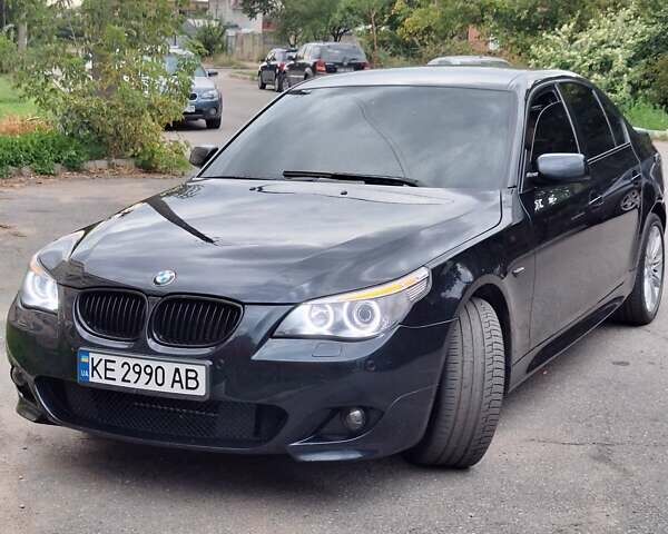 БМВ 5 Серия 2006 в Александрие на Automoto.ua Черный БМВ 5 Серия, объемом двигателя 3 л и пробегом 271 тыс. км за 11500 $, фото 5 на Automoto.ua
