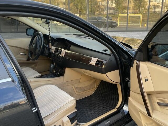 БМВ 5 Серия 2006 в Днепре (Днепропетровске) на Automoto.ua Черный БМВ 5 Серия, объемом двигателя 2.5 л и пробегом 430 тыс. км за 9690 $, фото 3 на Automoto.ua