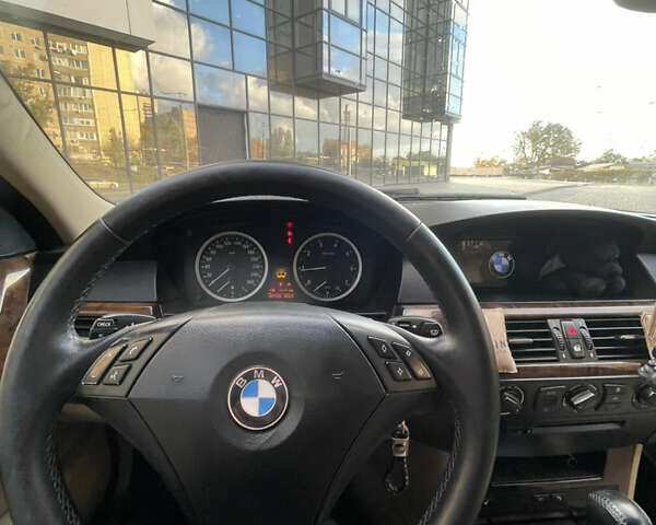 БМВ 5 Серия 2006 в Днепре (Днепропетровске) на Automoto.ua Черный БМВ 5 Серия, объемом двигателя 2.5 л и пробегом 430 тыс. км за 8300 $, фото 13 на Automoto.ua