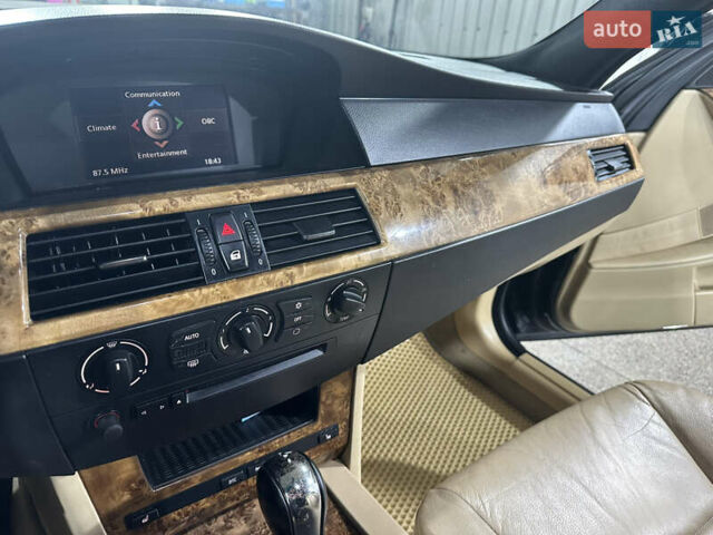 Черный БМВ 5 Серия, объемом двигателя 3 л и пробегом 389 тыс. км за 7800 $, фото 22 на Automoto.ua