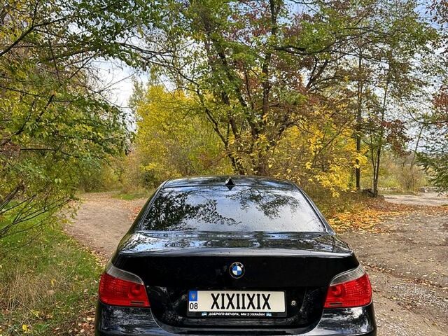 Черный БМВ 5 Серия, объемом двигателя 2 л и пробегом 227 тыс. км за 9700 $, фото 2 на Automoto.ua