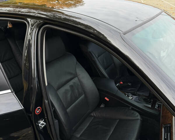 Чорний БМВ 5 Серія, об'ємом двигуна 2.5 л та пробігом 333 тис. км за 7800 $, фото 33 на Automoto.ua