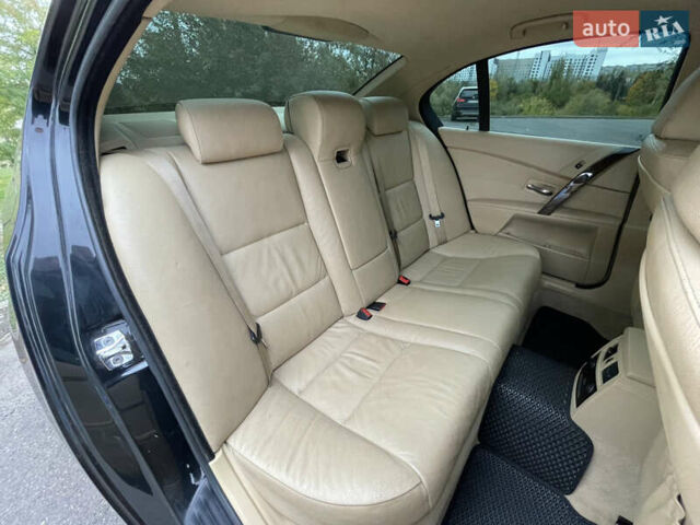 Черный БМВ 5 Серия, объемом двигателя 2.5 л и пробегом 240 тыс. км за 7800 $, фото 15 на Automoto.ua