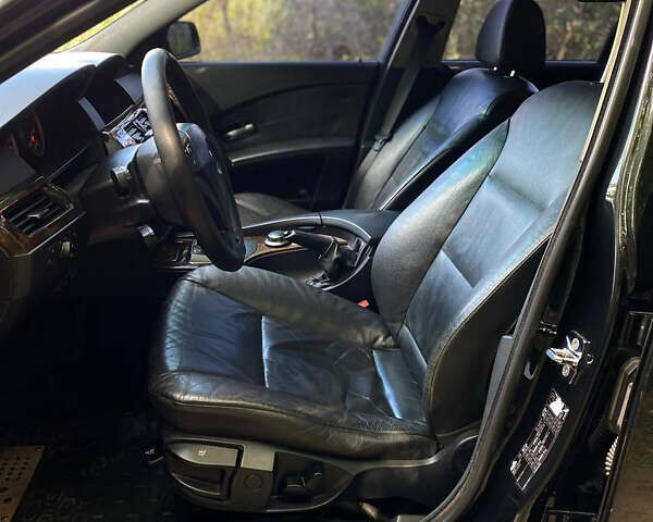 Черный БМВ 5 Серия, объемом двигателя 2.5 л и пробегом 380 тыс. км за 7800 $, фото 17 на Automoto.ua