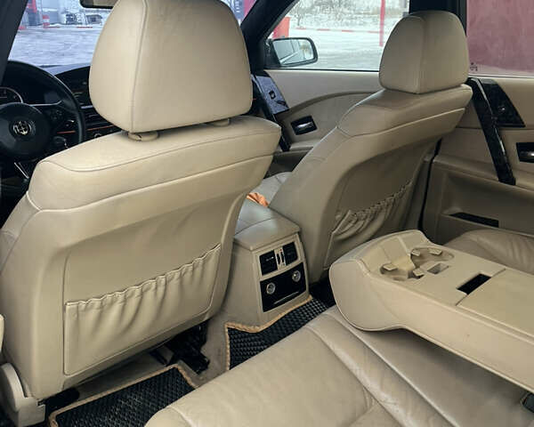 Черный БМВ 5 Серия, объемом двигателя 2.99 л и пробегом 300 тыс. км за 8900 $, фото 29 на Automoto.ua