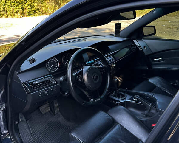 Черный БМВ 5 Серия, объемом двигателя 2.99 л и пробегом 400 тыс. км за 10500 $, фото 7 на Automoto.ua