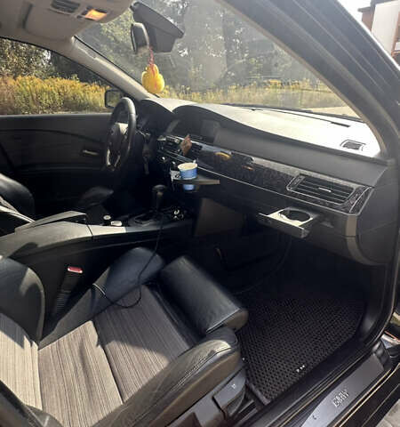 Черный БМВ 5 Серия, объемом двигателя 2.5 л и пробегом 280 тыс. км за 9700 $, фото 17 на Automoto.ua