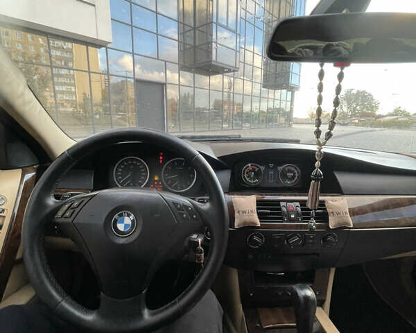 БМВ 5 Серия 2006 в Днепре (Днепропетровске) на Automoto.ua Черный БМВ 5 Серия, объемом двигателя 2.5 л и пробегом 430 тыс. км за 8300 $, фото 11 на Automoto.ua