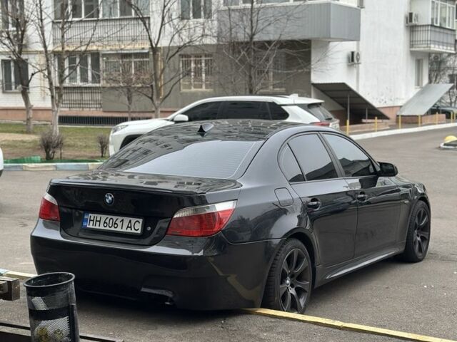 Чорний БМВ 5 Серія, об'ємом двигуна 3 л та пробігом 256 тис. км за 8800 $, фото 7 на Automoto.ua