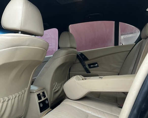 Черный БМВ 5 Серия, объемом двигателя 2.99 л и пробегом 300 тыс. км за 8900 $, фото 38 на Automoto.ua