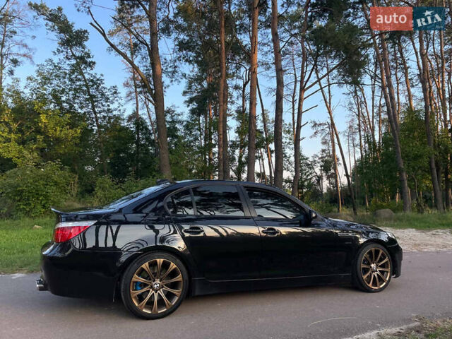 Черный БМВ 5 Серия, объемом двигателя 4.8 л и пробегом 235 тыс. км за 12500 $, фото 3 на Automoto.ua