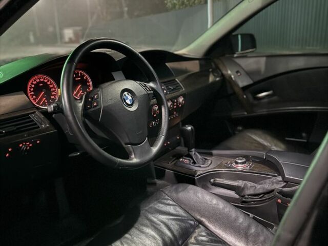 Черный БМВ 5 Серия, объемом двигателя 2.5 л и пробегом 189 тыс. км за 7199 $, фото 9 на Automoto.ua