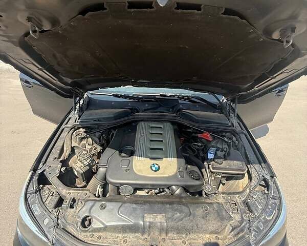 Черный БМВ 5 Серия, объемом двигателя 2.5 л и пробегом 335 тыс. км за 9200 $, фото 13 на Automoto.ua