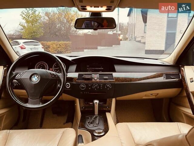 Черный БМВ 5 Серия, объемом двигателя 2.5 л и пробегом 276 тыс. км за 7750 $, фото 30 на Automoto.ua