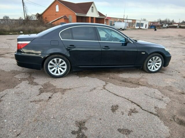 Чорний БМВ 5 Серія, об'ємом двигуна 2 л та пробігом 320 тис. км за 6950 $, фото 2 на Automoto.ua