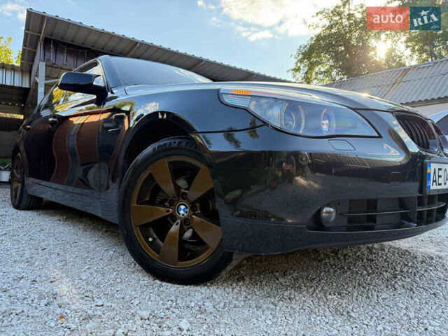 Черный БМВ 5 Серия, объемом двигателя 2.5 л и пробегом 482 тыс. км за 8500 $, фото 12 на Automoto.ua