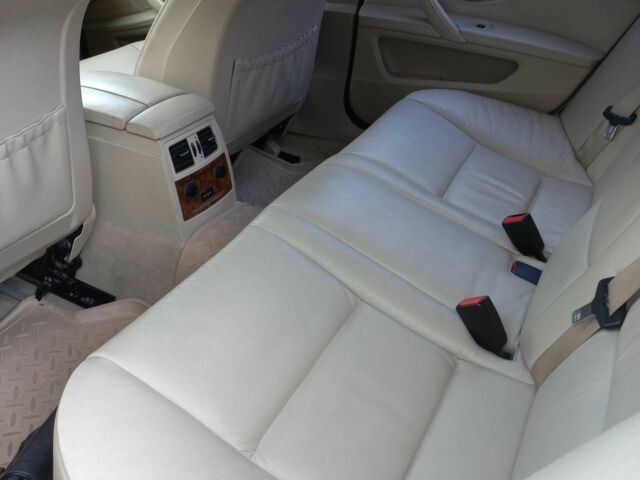 Черный БМВ 5 Серия, объемом двигателя 2.5 л и пробегом 380 тыс. км за 8500 $, фото 2 на Automoto.ua