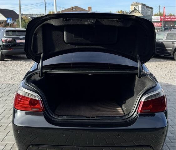 БМВ 5 Серия 2007 в Кропивницком (Кировограде) на Automoto.ua Черный БМВ 5 Серия, объемом двигателя 2.5 л и пробегом 243 тыс. км за 9900 $, фото 5 на Automoto.ua