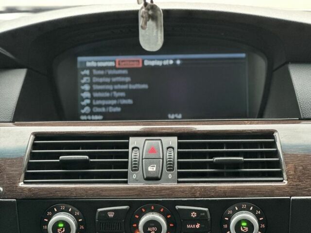 Черный БМВ 5 Серия, объемом двигателя 2.5 л и пробегом 285 тыс. км за 7500 $, фото 6 на Automoto.ua