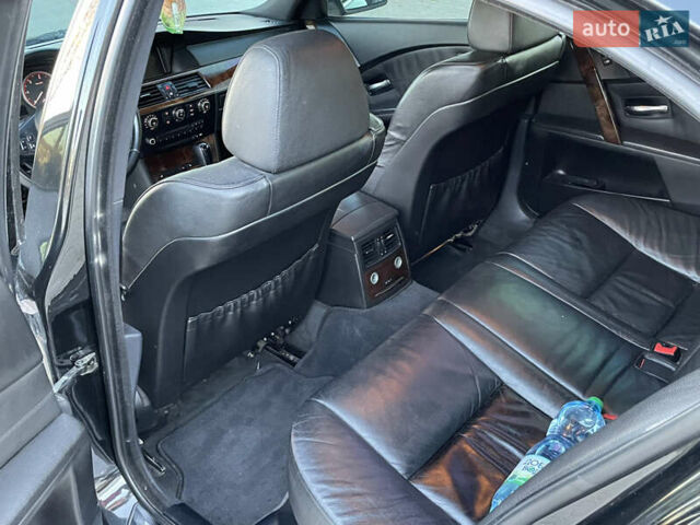 Черный БМВ 5 Серия, объемом двигателя 2.5 л и пробегом 409 тыс. км за 8999 $, фото 15 на Automoto.ua