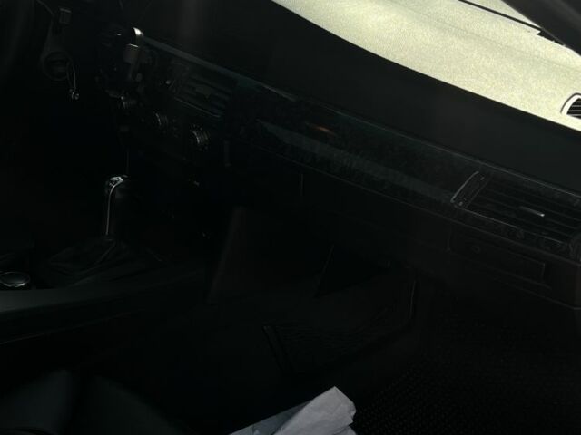 Чорний БМВ 5 Серія, об'ємом двигуна 3 л та пробігом 390 тис. км за 12800 $, фото 10 на Automoto.ua